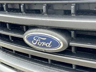 Ford F-150 2023 4x4 Lariat 4dr SuperCrew 5.5 ft. SB
