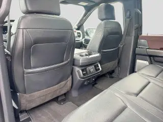 Ford F-150 2023 4x4 Lariat 4dr SuperCrew 5.5 ft. SB