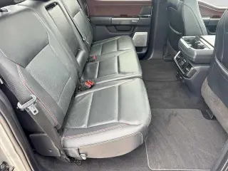 Ford F-150 2023 4x4 Lariat 4dr SuperCrew 5.5 ft. SB