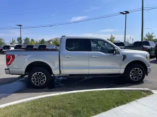 Ford F-150 2023 4x4 XLT 4p SuperCrew 6.5 ft. SB