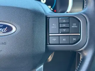 Ford F-150 2023 4x4 Lariat 4dr SuperCrew 5.5 ft. SB