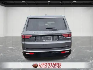 Jeep Wagoneer 2024 4x4 Serie II 4p SUV