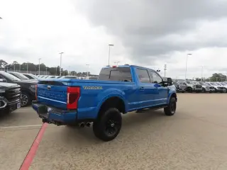 Ford F-250 Super Duty 2021 4x4 Lariat 4dr Cabina de tripulacion 6.8 ft. SB Pickup
