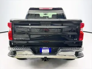 Chevrolet Silverado 1500 Limited 2022 4x4 LT 4dr Crew Cab 5.8 ft. SB con 2FL