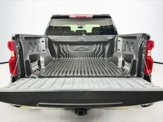 Chevrolet Silverado 1500 Limited 2022 4x4 LT 4dr Crew Cab 5.8 ft. SB con 2FL