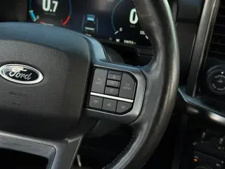 Ford F-150 2023 4x4 Lariat 4p SuperCrew 6.5 ft. SB