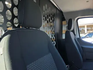 Ford Transit 2025 250 3pu LTR Techo Bajo Furgón de Carga