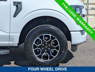 Ford F-150 2023 4x4 XL 4dr SuperCrew 5.5 ft. SB