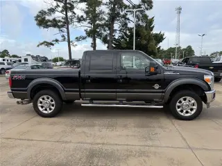 Ford F-250 Super Duty 2016 4x4 Lariat 4dr Crew Cab 6.8 ft. SB Pickup