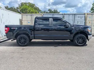 Ford F-150 2021 4x4 XL 4dr SuperCrew 5.5 ft. SB