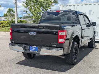 Ford F-150 2021 4x4 XL 4dr SuperCrew 5.5 ft. SB