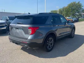 Ford Explorer 2023 AWD XLT 4dr SUV