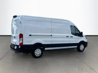 Ford Transit 2023 250 3dr SWB Techo Medio Furgón de Carga