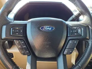 Ford F-150 2016 4x4 XLT 4dr SuperCrew 5.5 ft. SB