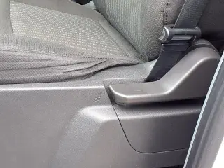 Ford Transit 2018 150 XLT 3dr SWB Techo Bajo Furgón de Pasajeros con Puertas Laterales de Pasajeros 60/40