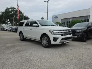 Ford Expedition MAX 2023 4x4 Platinum 4dr SUV