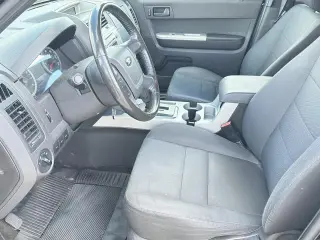Ford Escape 2012 XLT 4dr SUV