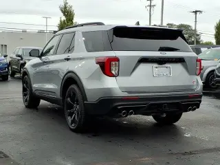 Ford Explorer 2023 AWD ST 4dr SUV