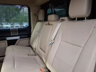 Ford F-250 Super Duty 2019 4x4 Lariat 4dr Crew Cab 6.8 ft. SB Pickup