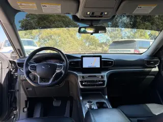 Ford Explorer 2021 AWD XLT 4dr SUV