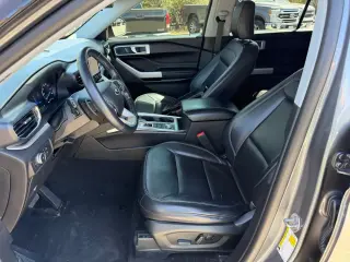 Ford Explorer 2021 AWD XLT 4dr SUV