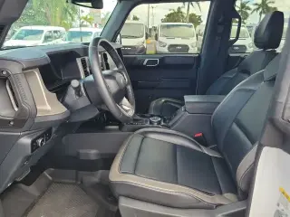 Ford Bronco 2025 4x4 Outer Banks 4p SUV
