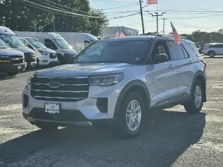 Ford Explorer 2026 AWD Active 4dr SUV