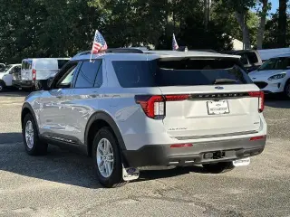 Ford Explorer 2026 AWD Active 4dr SUV