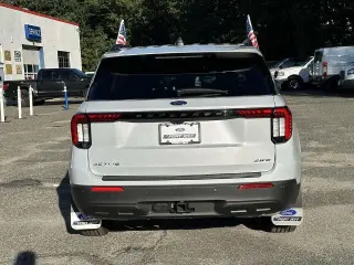 Ford Explorer 2026 AWD Active 4dr SUV