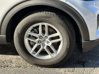 Ford Explorer 2026 AWD Active 4dr SUV