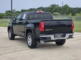Chevrolet Colorado 2022 4x2 Work Truck 4dr Crew Cab 5 ft. SB