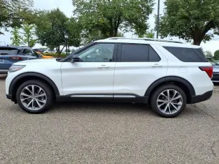 Ford Explorer 2025 AWD Platinum 4dr SUV