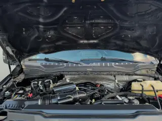 Ford F-250 Super Duty 2022 4x4 Lariat 4p Camión de Cabaña de Tripulación 6.8 ft. SB