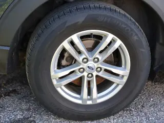 Ford Explorer 2023 AWD XLT 4p SUV