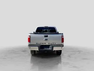 Ford F-250 Super Duty 2016 4x4 XLT 4dr Crew Cab 6.8 ft. SB Pickup