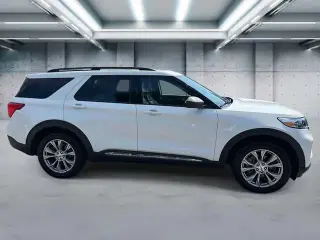Ford Explorer 2023 AWD XLT 4dr SUV