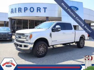 Ford F-250 Super Duty 2019 4x4 Lariat 4dr Crew Cab 6.8 ft. SB Pickup