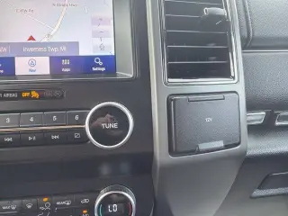 Ford Expedition 2021 4x4 XLT 4dr SUV