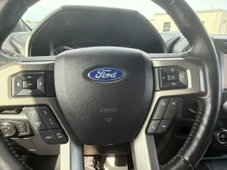 Ford Expedition 2021 4x4 XLT 4dr SUV