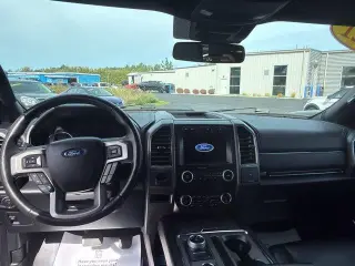 Ford Expedition 2021 4x4 XLT 4dr SUV