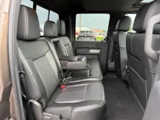 Ford F-350 Super Duty 2016 4x4 Lariat 4dr Crew Cab 6.8 ft. SB SRW Pickup