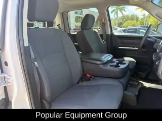 Ram 1500 Classic 2024 4x2 Tradesman 4dr Crew Cab 5.5 ft. SB Pickup