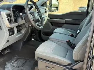 Ford F-250 Super Duty 2024 4x4 XLT 4dr Crew Cab 6.8 ft. SB Pickup