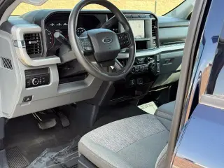 Ford F-250 Super Duty 2024 4x4 XLT 4dr Crew Cab 6.8 ft. SB Pickup
