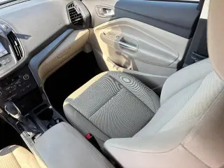 Ford Escape 2019 AWD SE 4dr SUV