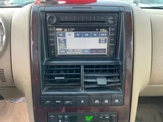 Ford Explorer 2007 Limited 4dr SUV 4WD (V6)