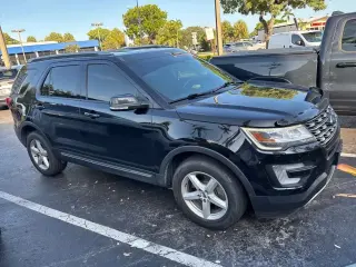 Ford Explorer 2017 AWD XLT SUV de 4 puertas
