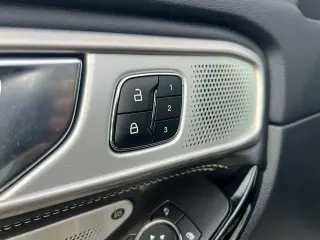 Ford Explorer 2024 AWD ST 4dr SUV
