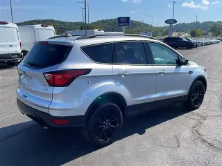Ford Escape 2019 AWD SE 4dr SUV