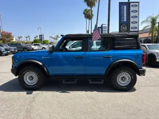 Ford Bronco 2021 4x4 Base 4dr SUV